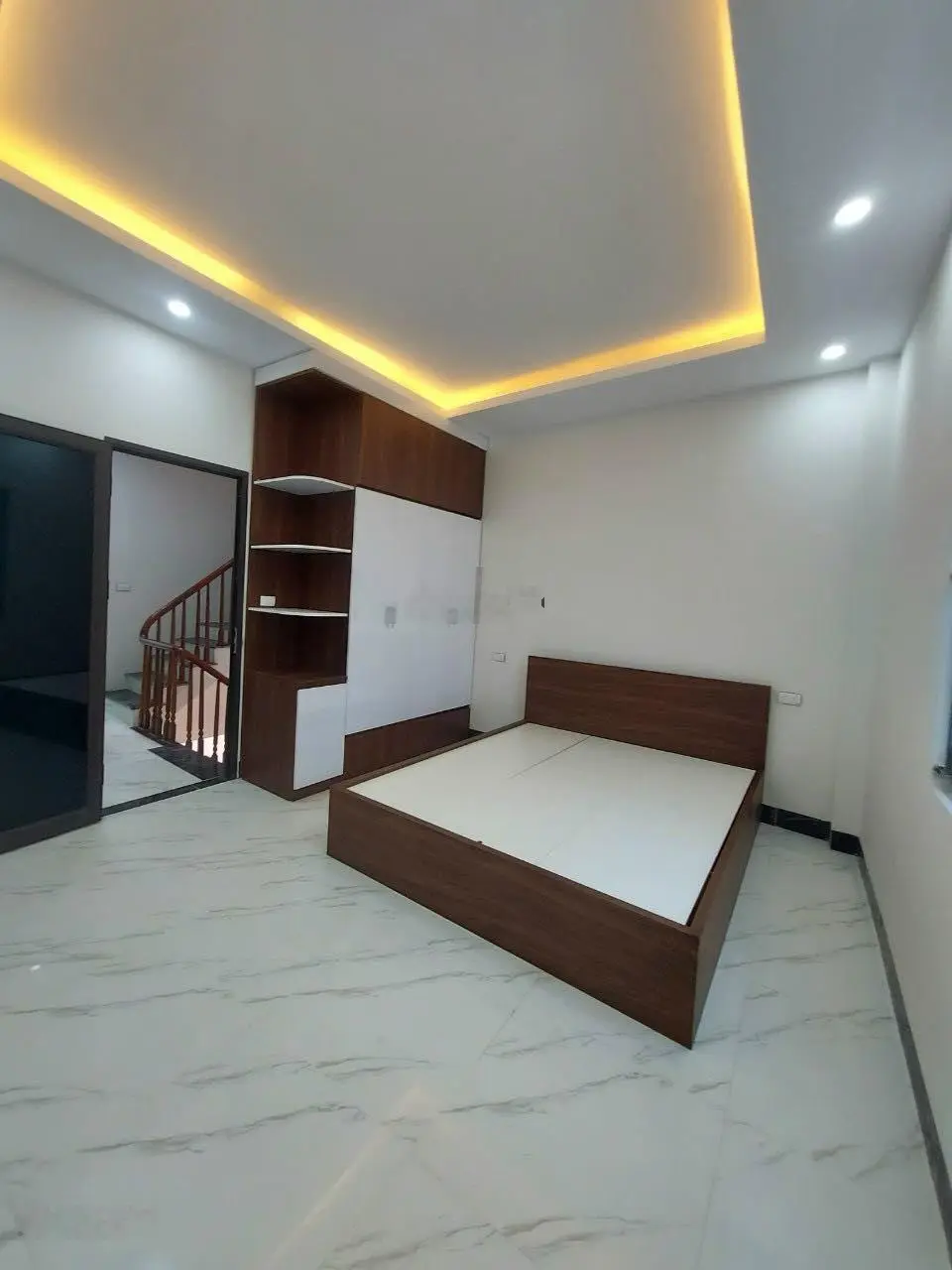 Bán nhà 4T*30m2, full nội thất ôtô đỗ cạnh, ngay cây xăng Cổ Bản Đồng Mai, 5p ra Trung Tâm Hà Đông