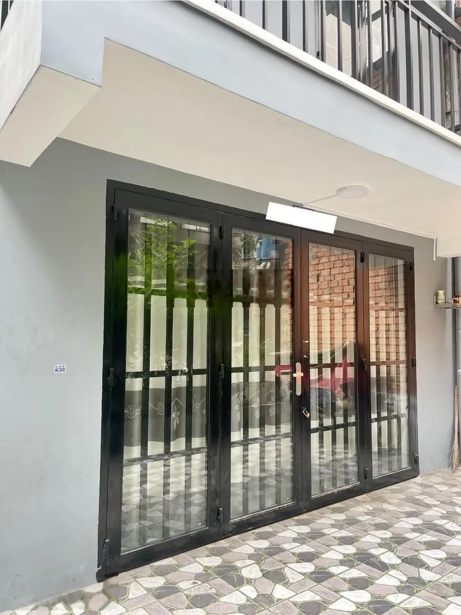 Nhà ngang 4,5m - 46m2 - Kế Đầm Sen, Ông Ích Khiêm - Quận 11 - chỉ còn 5 tỷ TL