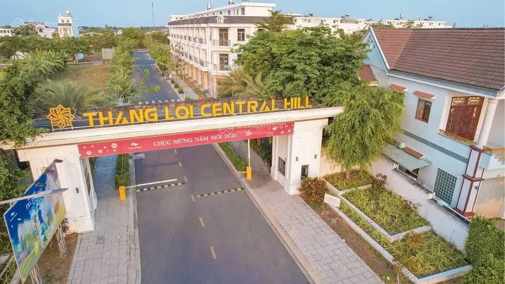 Bán gấp nhà 1trệt - 1Lầu - 1 sân thượng KDC Thắng Lợi Central Hill - Bến Lức - Long An chỉ 1t899