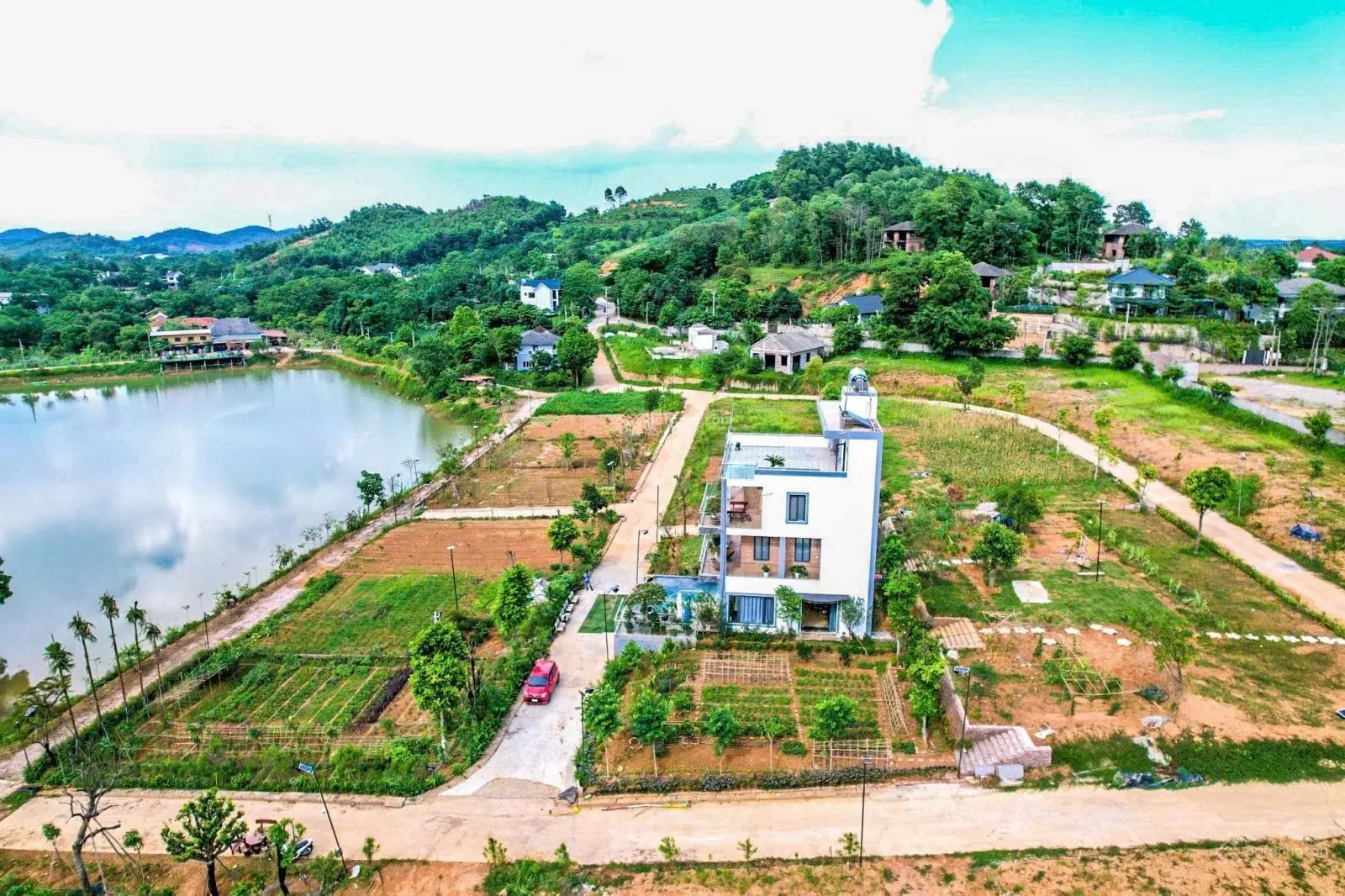 Lô đất view hồ Yên Bài địa thế phong thủy tuyệt đẹp!!!