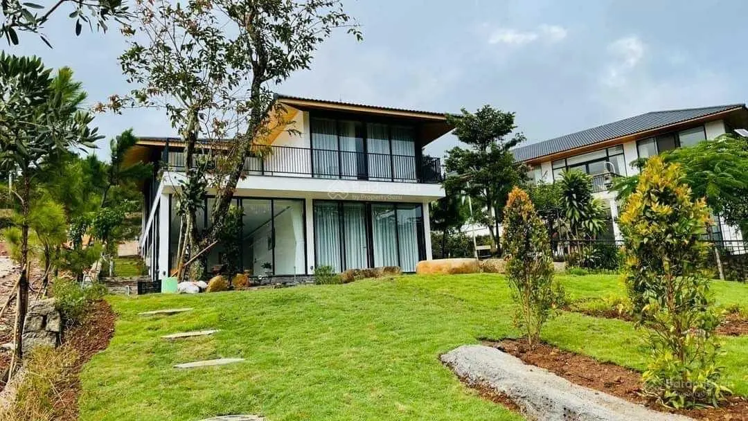 Bán lô đất biệt thự Kiwuki Village TP Bảo Lộc, DT 825m2 giá 8,7tr/m2 MT Tôn Thất Thuyết Bảo Lộc