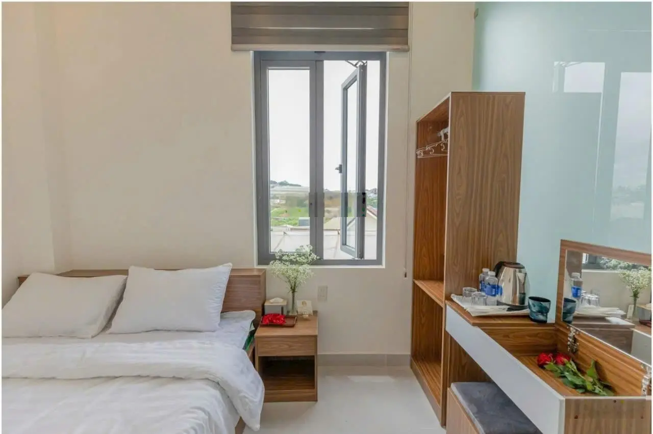 Villa 12p kinh doanh TP Đà Lạt. View thung lũng sau nhà. Đầy đủ hệ thống PCCC