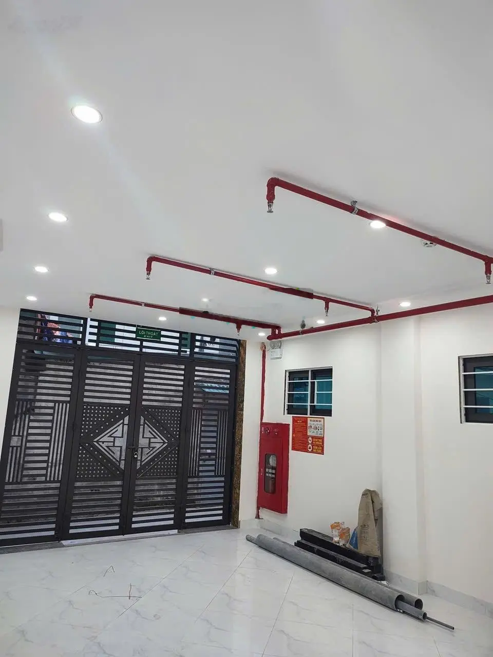 Tòa CCMN Hồ Tùng Mậu 68 m2 7 tầng, lô góc, 50m mặt phố, dòng tiền 90 triệu/tháng, giá 16,8 tỷ