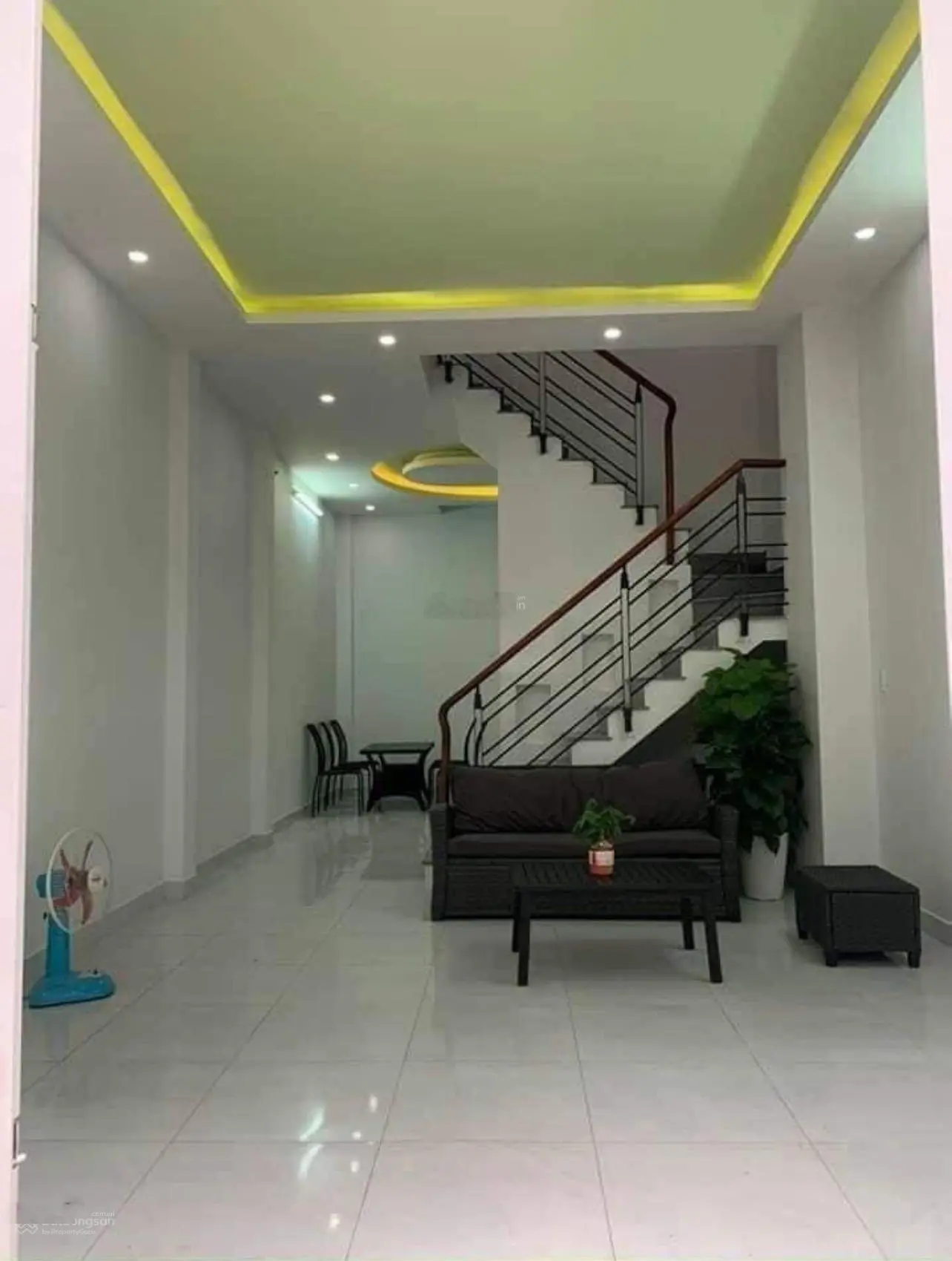 Bán gấp nhà nhỏ Hoà Hảo, Q. 10, 46m2 nhà còn mới vô ở ngay Giá 2 tỷ 260