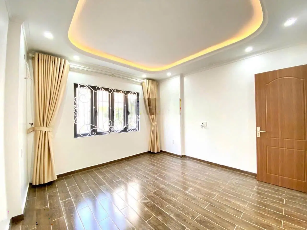 Bán nhà 4 tầng gần vườn hoa đẹp 40m2 - 4,35 tỷ TĐC Xi măng, Sở Dầu, Hồng Bàng, Hải Phòng