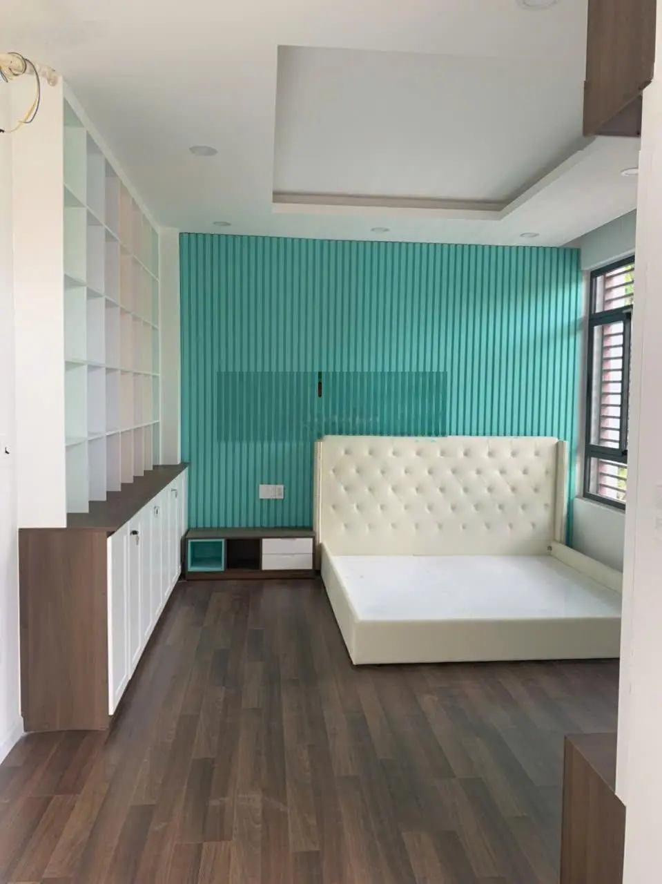 Biệt thự full nội thất, rẻ hơn nhà thô. Nhà mới 100%. DT: 230m2, chỉ 21 tỷ. LH: 0902746319