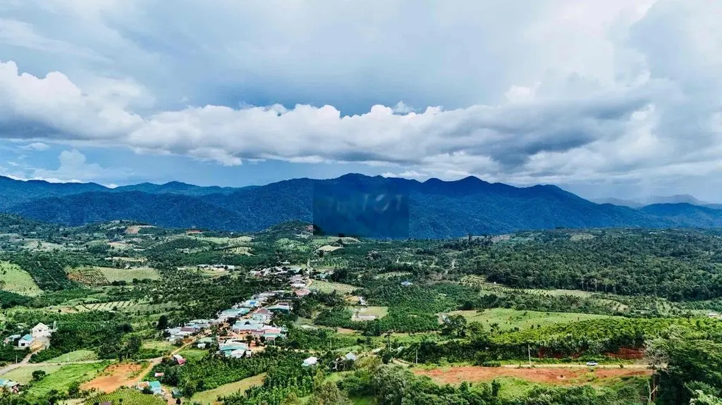 Nền biệt thự săn mây, có sổ sẵn thổ cư, view tuyệt đẹp