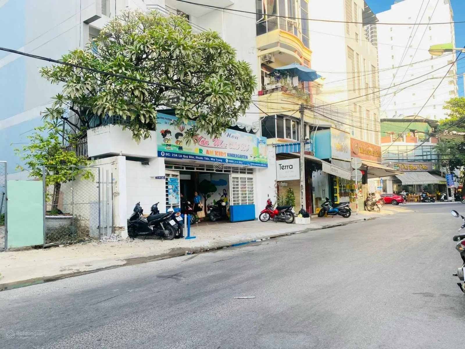 Bán đất tặng nhà trung tâm khu bàn cờ thành phố Nha Trang ngang 7m giá 15 tỷ đường Lê Quý Đôn