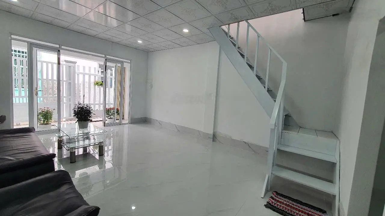 Nhà 2 tầng mặt tiền đường Chí Linh (10m) - Phường Phước Hoà - TTTP Nha Trang giá 3 tỷ 460 triệu