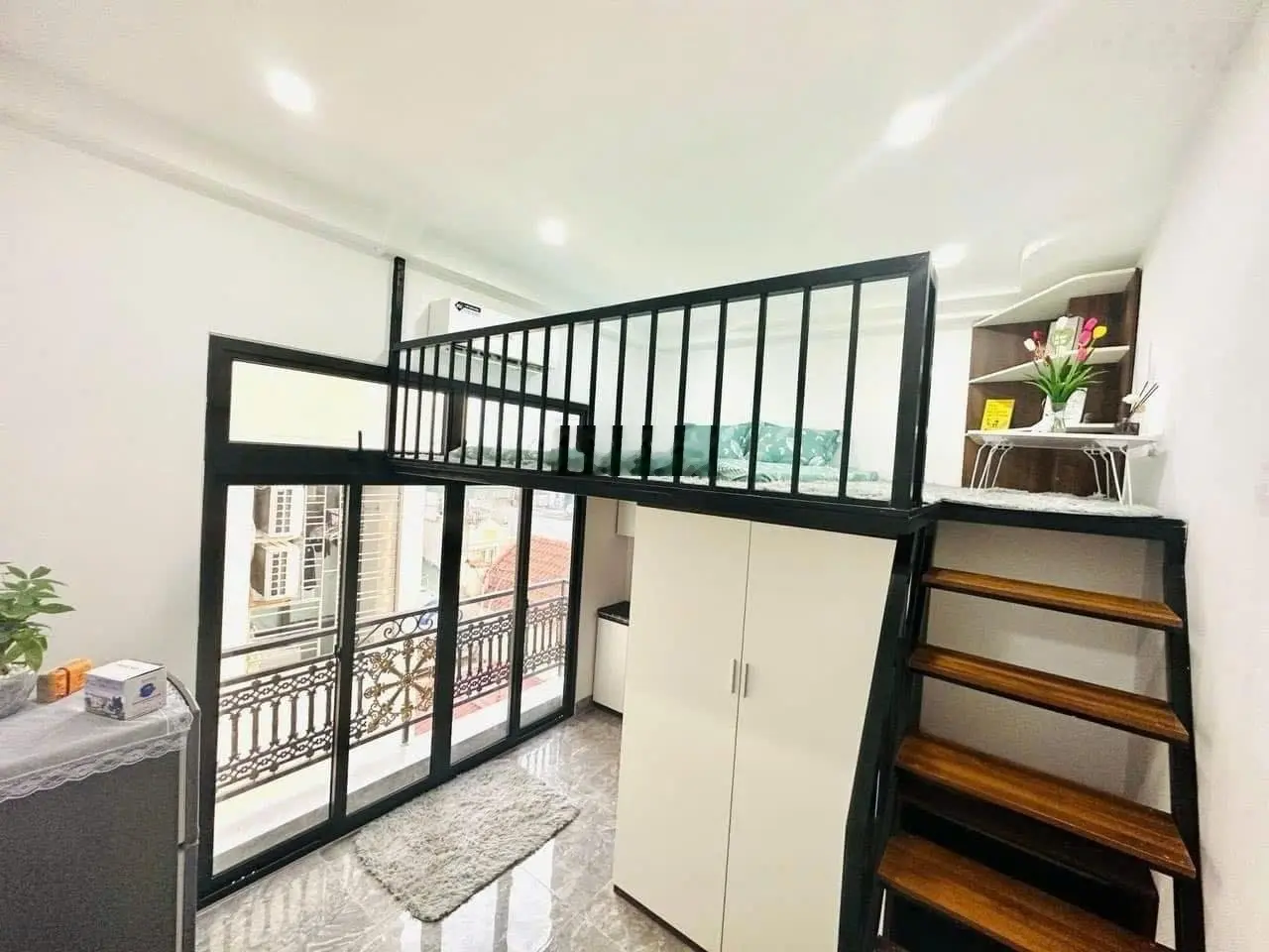 Bán tòa CCMN Lĩnh Nam Hoàng Mai gần ô tô DT 40m2x6T giá 8 tỷ