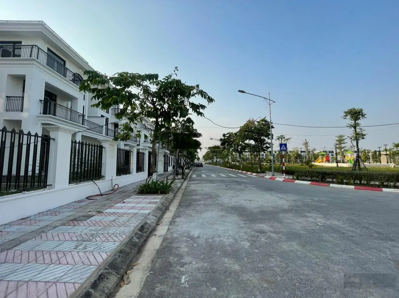 Căn góc Biệt thự hướng đông nam- hud mê linh central