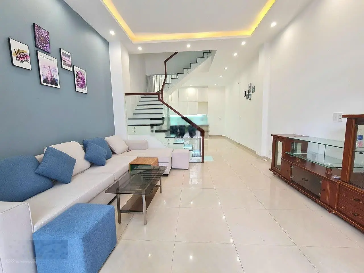 Bán nhà Đường Trần Phú , p8, Q5 . 81m2 ( 5m x 16,2m) Giá 3.7 tỷ . Còn HĐ Thuê 30tr/ tháng