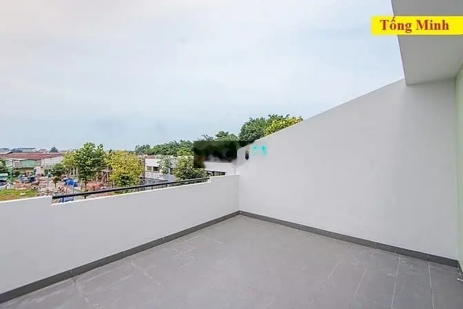 Bán nhà phố trả góp tại Bình Dương 3 tầng 90m² đường 12m giá 3,5 tỷ