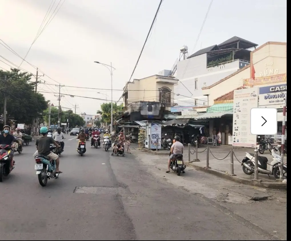 Chính chủ bán nhà mặt tiền đường Cách Mạng Tháng Tám, gần Chợ búng. Thiện chí mua thương lượng giá