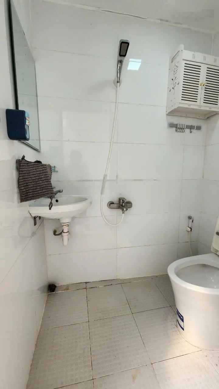 Bán nhà quận 5 DT 81.4m2 kinh doanh đỉnh