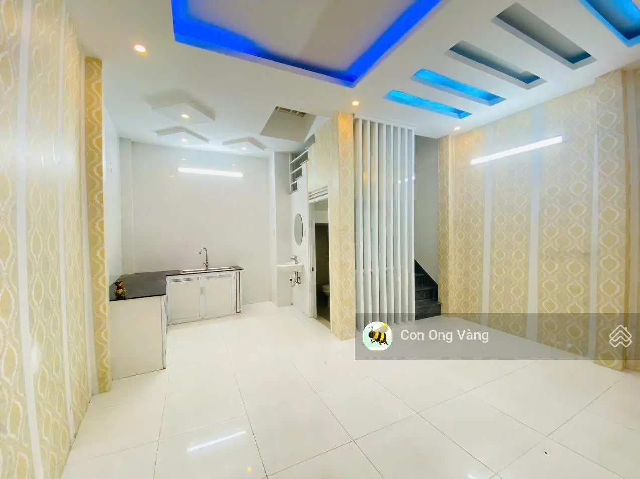 Bán nhà hẻm Hùng Vương gần biển Nha Trang, giá bán 3,6 tỷ. LH: 0934797168