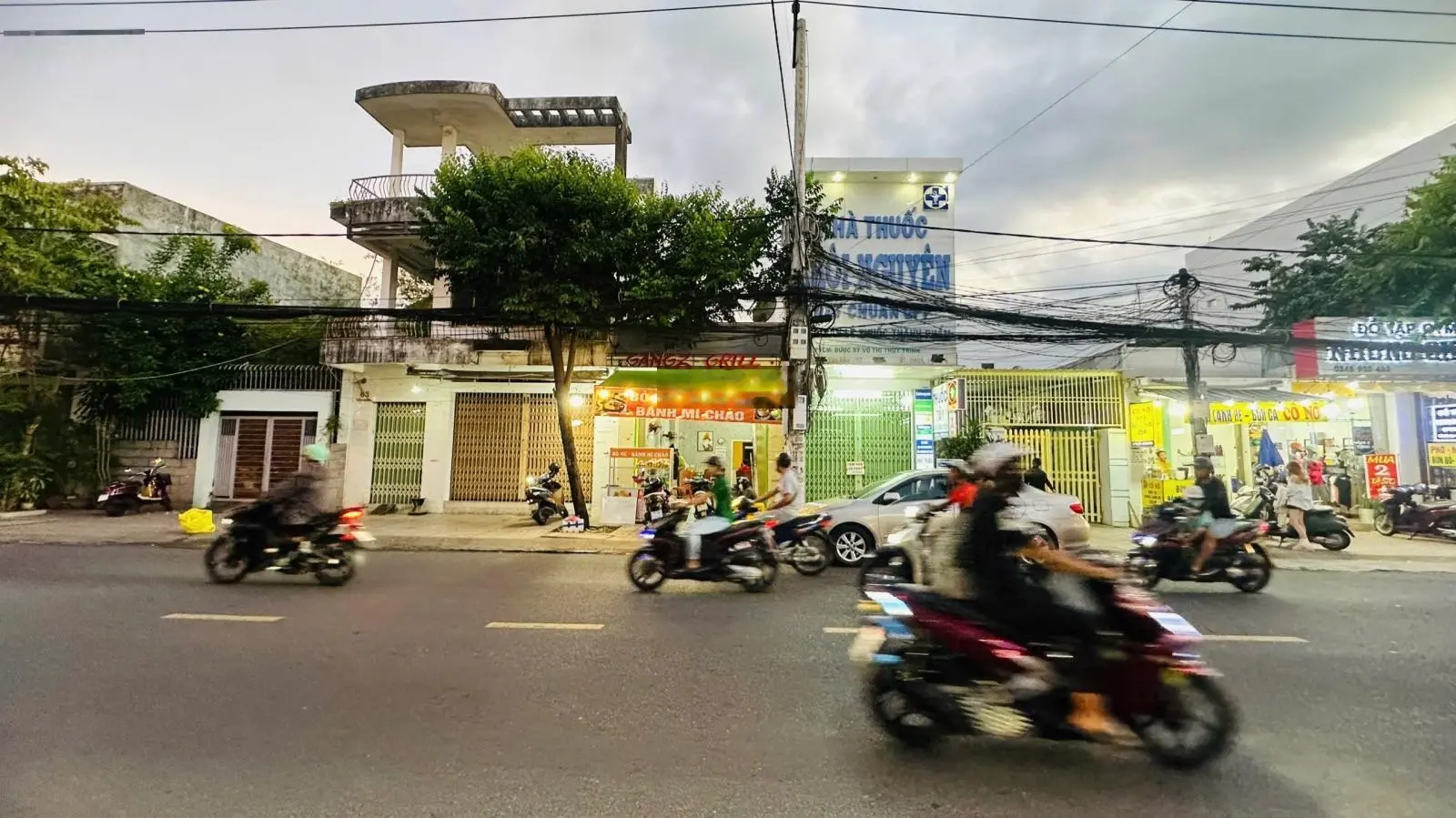 Rẻ nhất Đường Vân Đồn/ Phước Hoà/ Nha Trang. Phố kinh doanh sầm uất