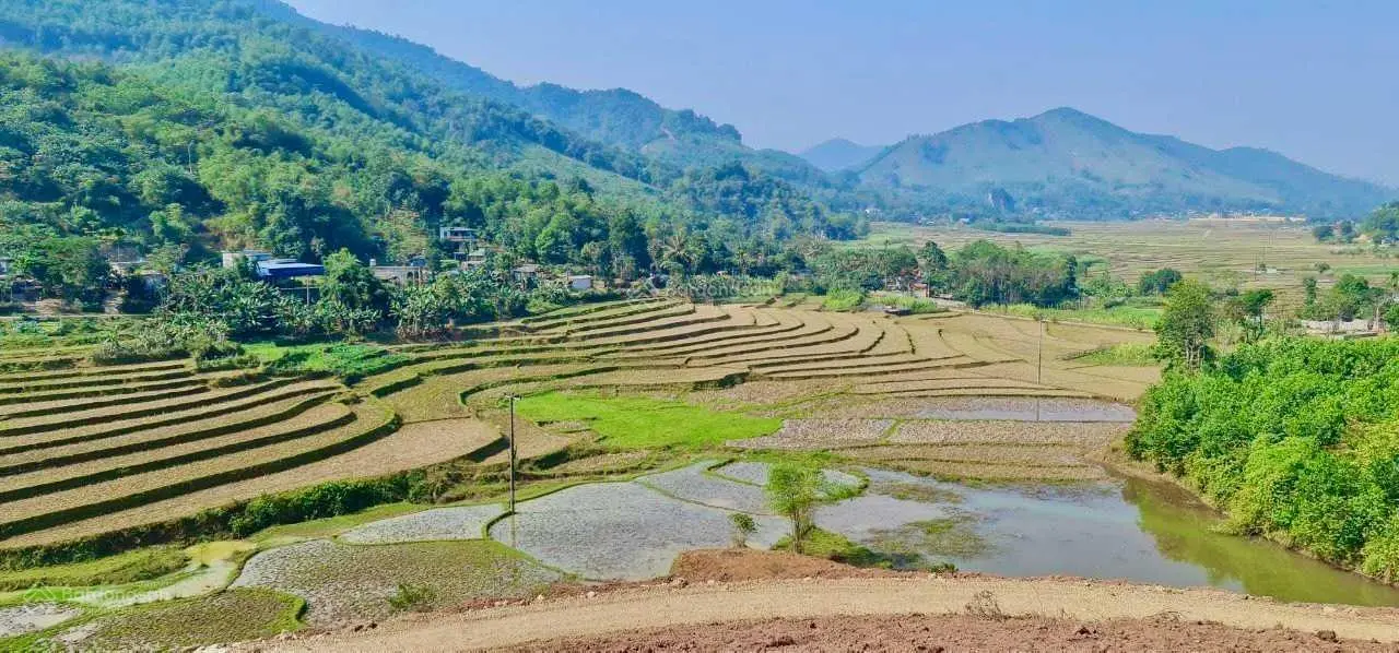 Bán đất Kim Bôi, Hòa Bình Bám Hồ, cạnh khu đô thị nghỉ dưỡng sinh thái của tập đoàn Sun Group