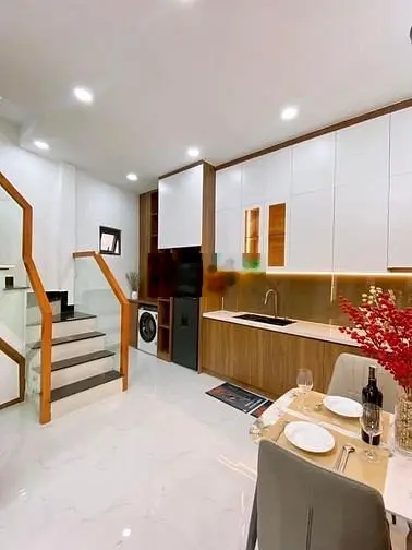 Siêu Phẩm Nhà Phố Đ.Hậu Giang ,p12,Q6, DT:76,5m2/2tỷ 800tr, SHR