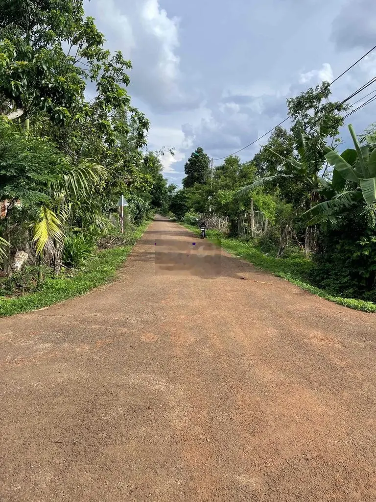 BÁN ĐẤT HẺM NGUYỄN XUÂN NGUYÊN