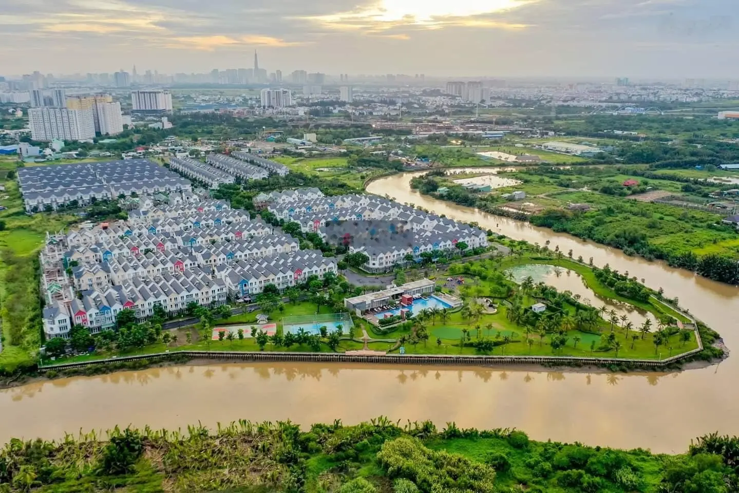 Bán nhà KDC Compoud Park Riverside.Giá thật không đăng ảo - Sổ Hồng Riêng