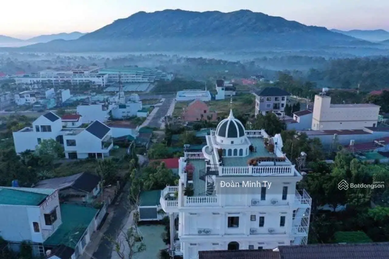 Khách sạn trung tâm TRẦN QUỐC TOẢN, view thoáng mát sạch sẽ VIEW NHÌN BAO QUÁT TP.BẢO LỘC