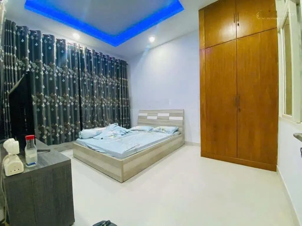 Nhà đẹp Phú Nhuận 62m2 x5tầng, gần ngã tư Phan Đăng Lưu - Thích Quảng Đức, hẻm XH, giá 11,2 tỷ