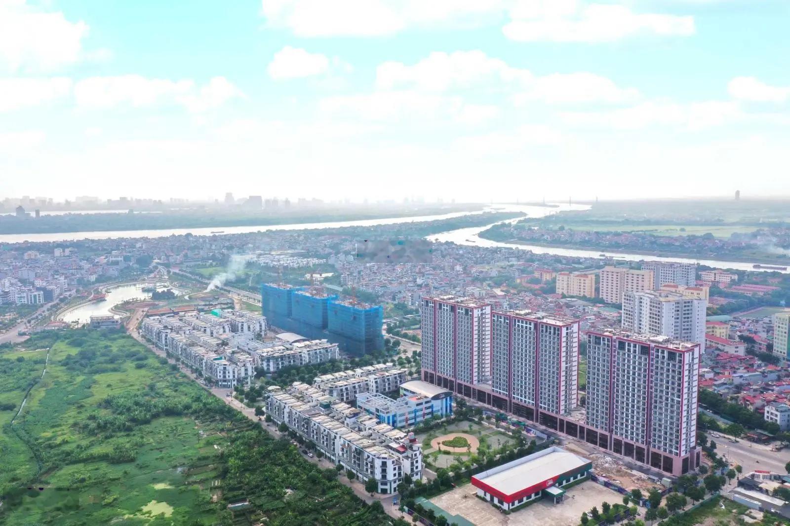 22.6 Tỷ, xẻ khe có ngay 94m2, sử dụng 466m2, Town 4, đường rộng 9 mét. Alo e ngay 0919185809