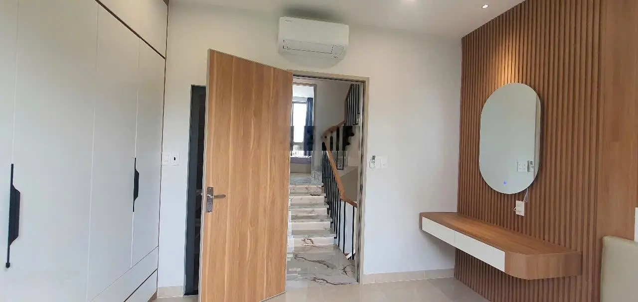 Bán cặp nhà view sông tại Hà Huy Giáp, vị trí VIP đúng nghĩa khách ạ, 62 m2, 4PN, 5WC, 4 tầng