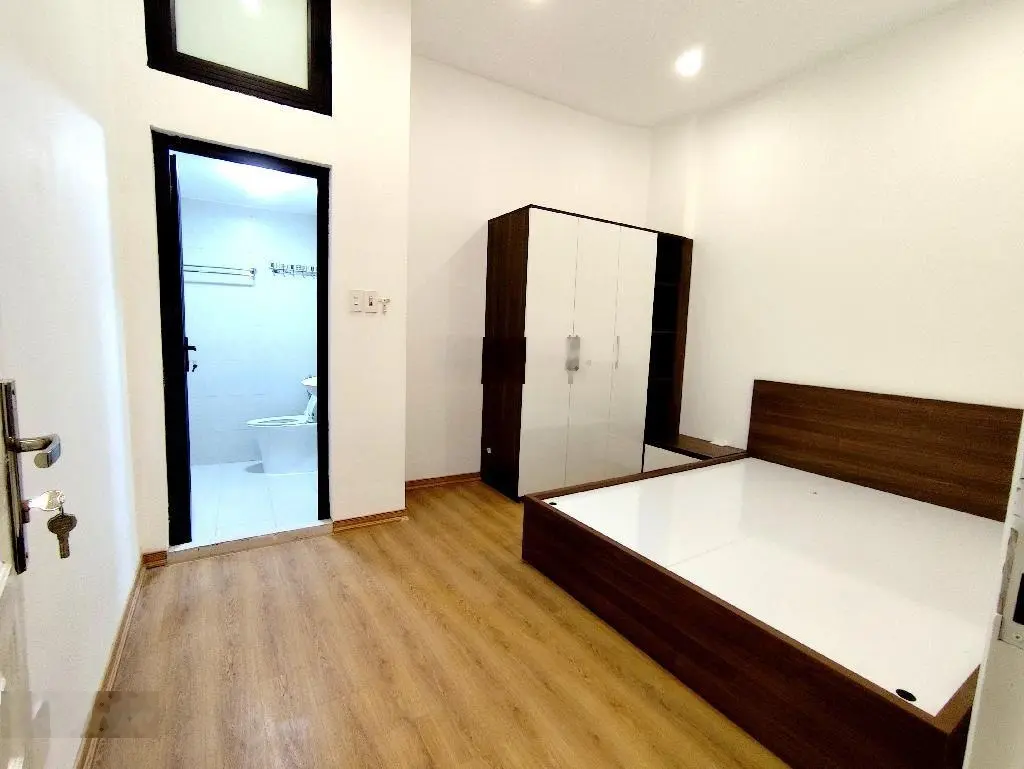 Bán nhà Lê Quang Đạo nối dài, đi Đại Linh, Cương Kiên Trung Văn, nhà đẹp ở ngay. 40m2, 4,95 tỷ