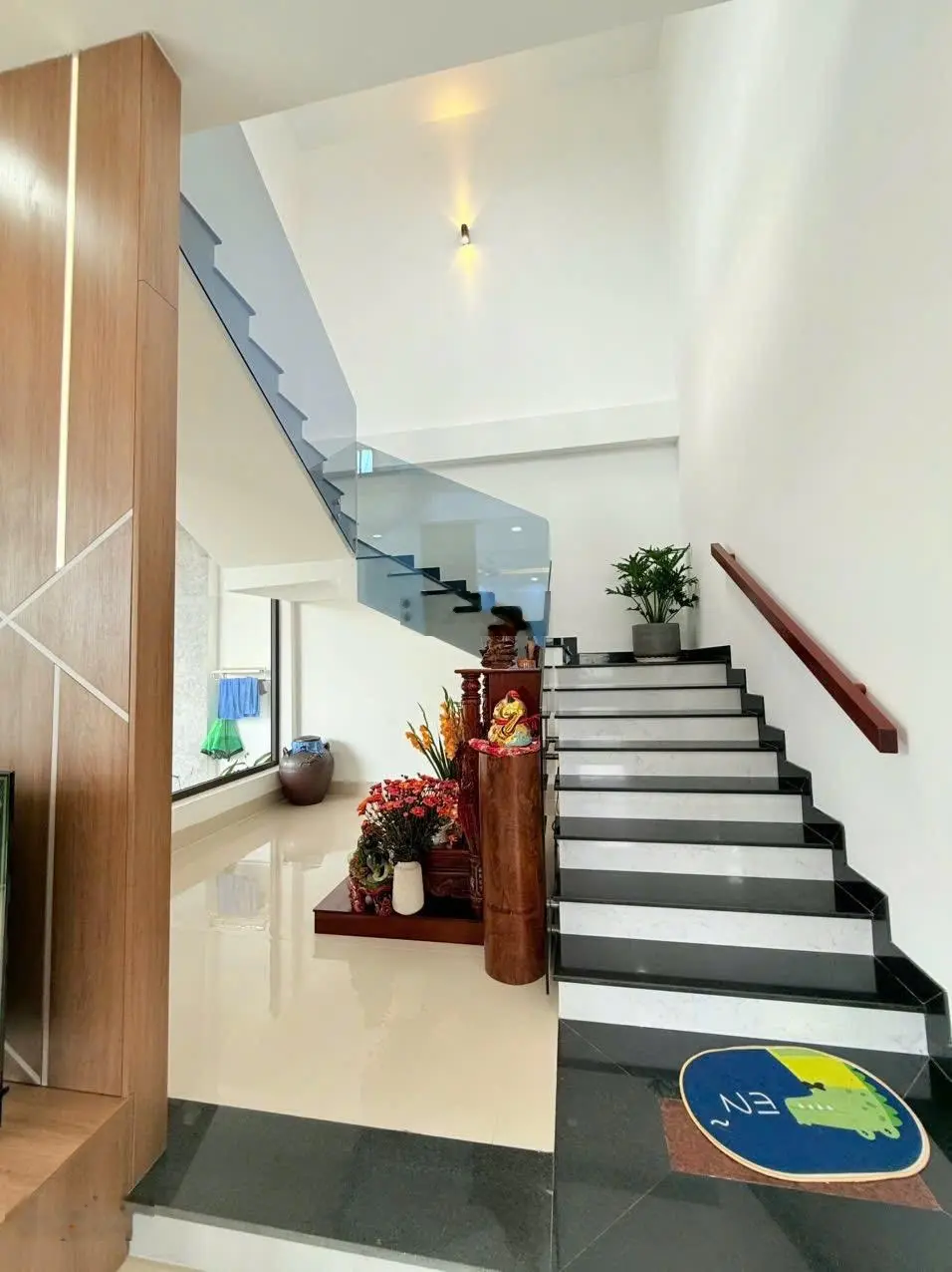 Căn Nhà Villa Góc 2 mặt tiền siêu đẹp tại Hẻm Y Wang, P. Eatam, TPBMT Chỉ 4tỷ2 Căn nhà cách đư