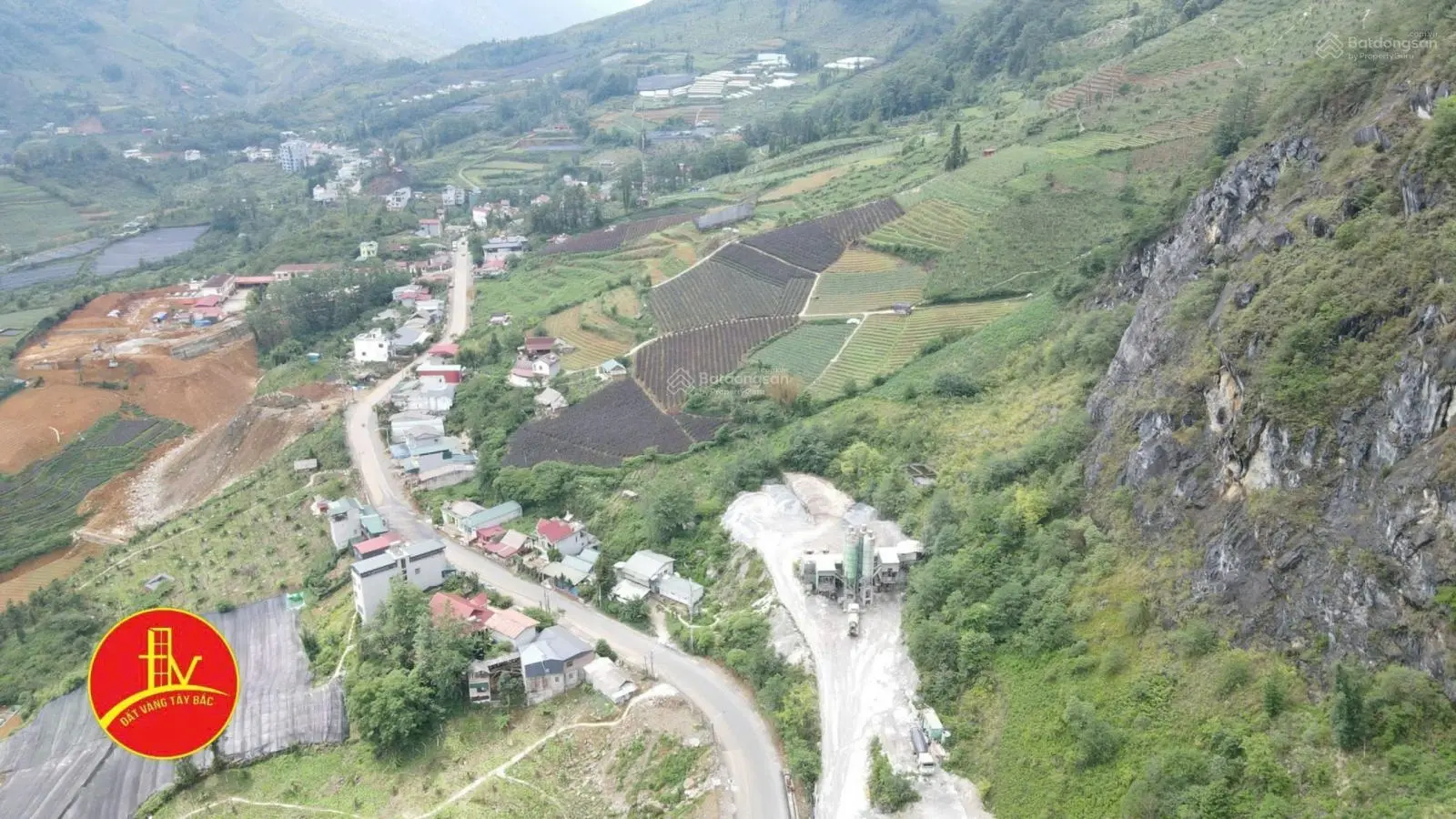 BÁN ĐẤT XÂY KHÁCH SẠN HOMESTAY SAPA - Ô QUÝ HỒ 1338M - THỔ CƯ 0921 861 ***