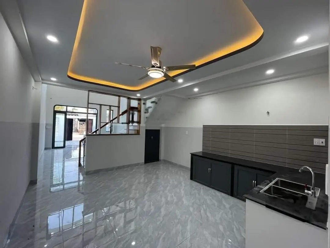 Bán nhà 150m2 gần chợ Mỹ Phước 3 Bến Cát Bình Dương. Giá: 2tỷ3 TL. LH: 0937948545