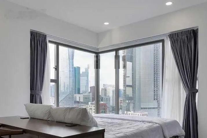 Bán căn hộ Sài Gòn Royal Quận 4, DT 115m2 3PN full nội thất, view Bitexco, giá chỉ 12,5 tỷ