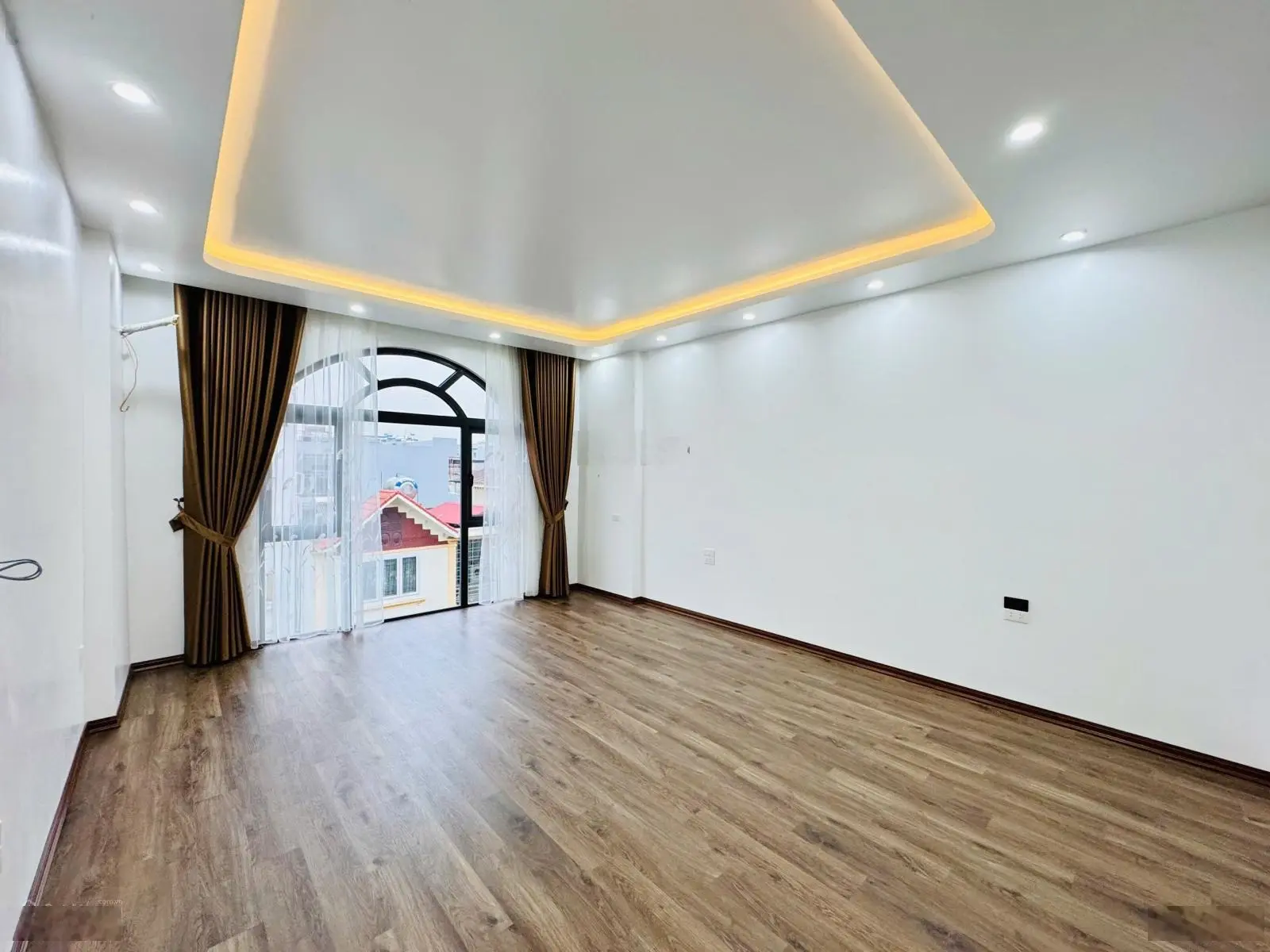 Bán nhà riêng 120m2, giá 9,5 tỷ tại Tô Hiệu, Hồ Nam, Lê Chân, Hải Phòng