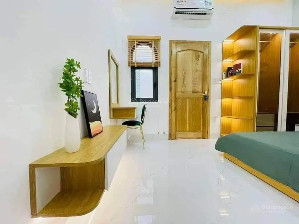 Nhà đẹp giá ngộp Bình Chánh phù hợp kinh doanh (100m2), đúc 1 trệt 1 lầu SHR