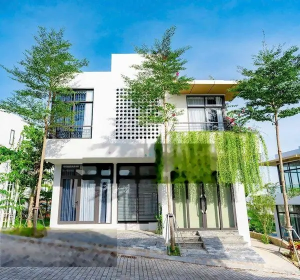 Chính chủ cần bán BT Legacy Hill Hòa Bình, DT: 325m2, giá 6 tỷ. Vị trí gần hồ. LH: 0896 518 ***