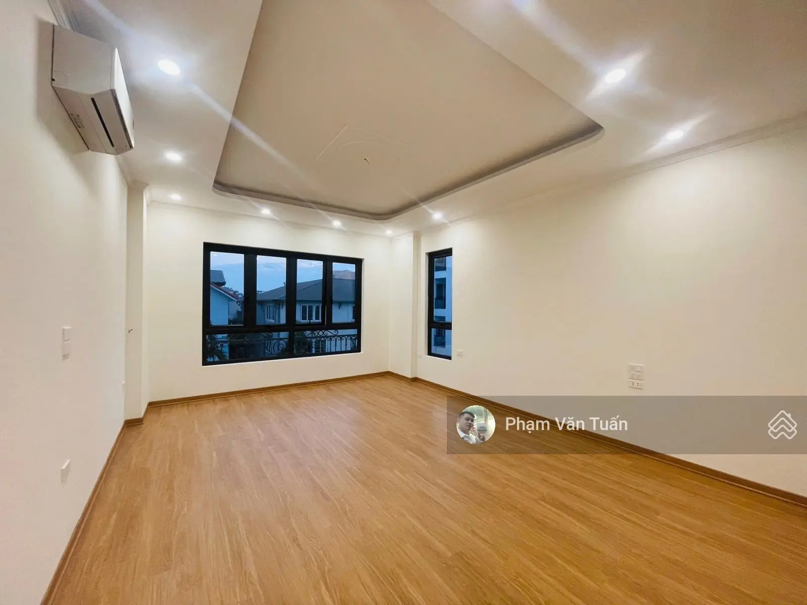 Tòa nhà cực đẹp 48m2x7T thang máy. Phân lô - ô tô vào nhà, cạnh Goldmark City phố Nguyễn Đổng Chi