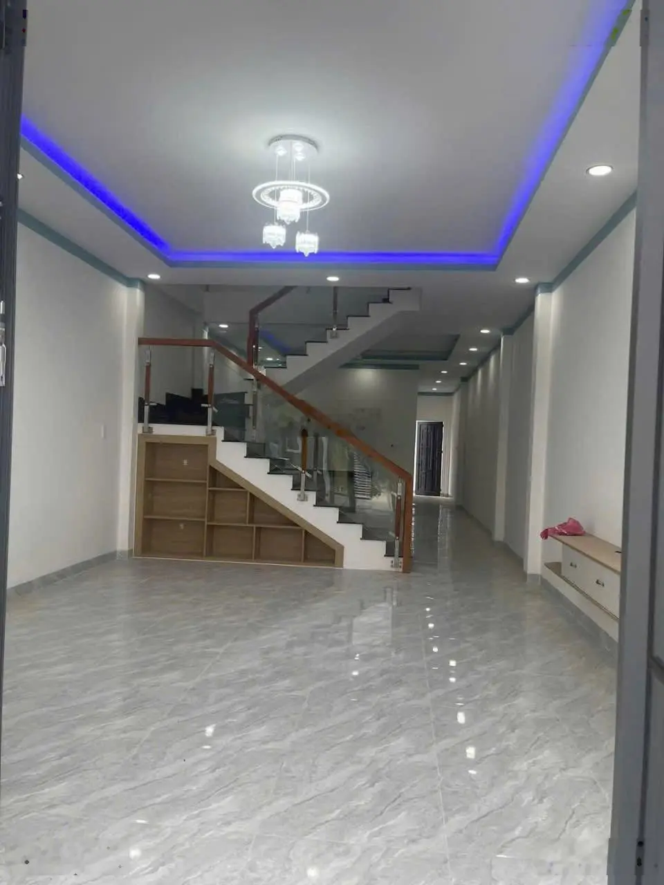 Chủ kẹt bán gấp nhà 60m2 ngay Mầm non Hoa Ban Đỏ 2 đường D4 Tân Đông Hiệp SHR giá 2tỷ2