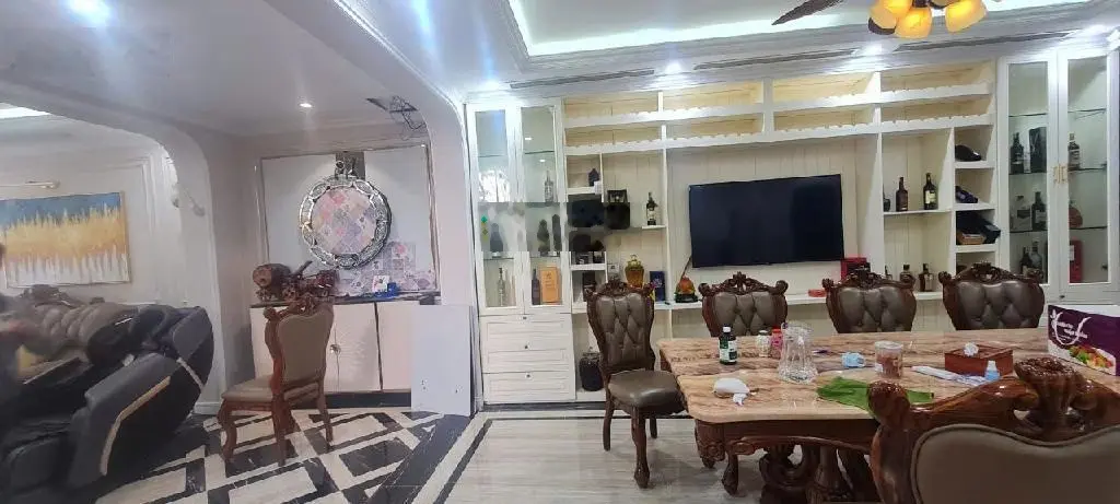 Biệt thự - Văn Phú - Hà Đông - đẹp không tỳ vết - nhà 3 tầng - diện tích 230m2 - mặt tiền 10,5m