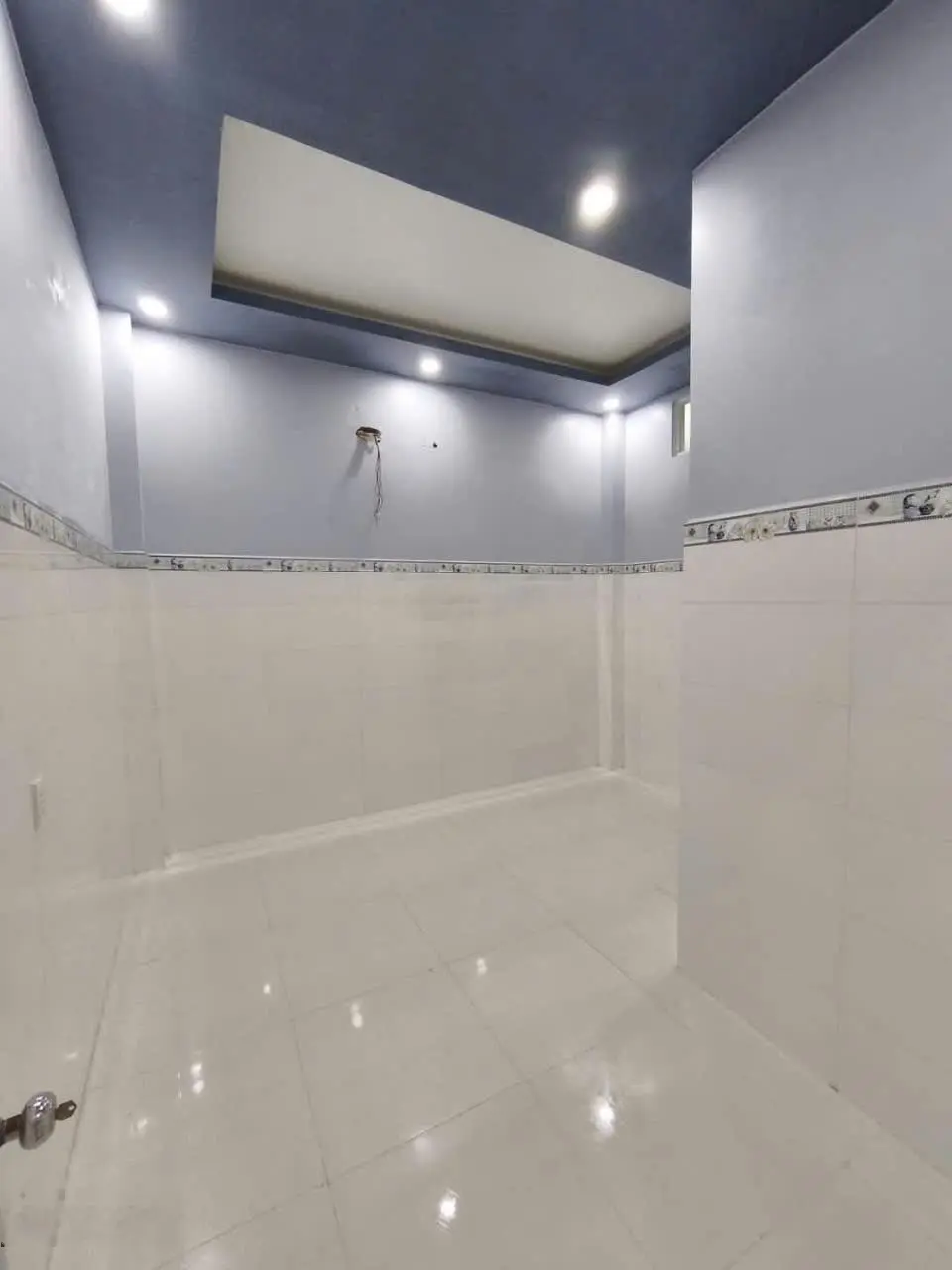 Nhà trung tâm Hiệp An gần trường Nguyễn Hiền cách Nguyễn Chí Thanh 150m, 3PN, 3WC đường oto.