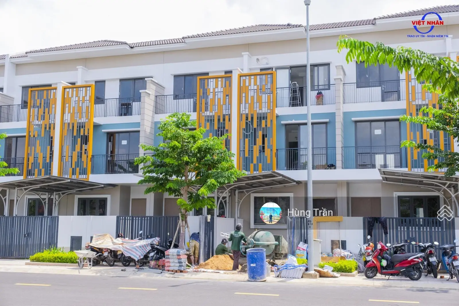 Duy nhất 1 căn 3 tầng view công viên Sun casa Central, trả trước 900 triệu nhận nhà ngay, CK khủng