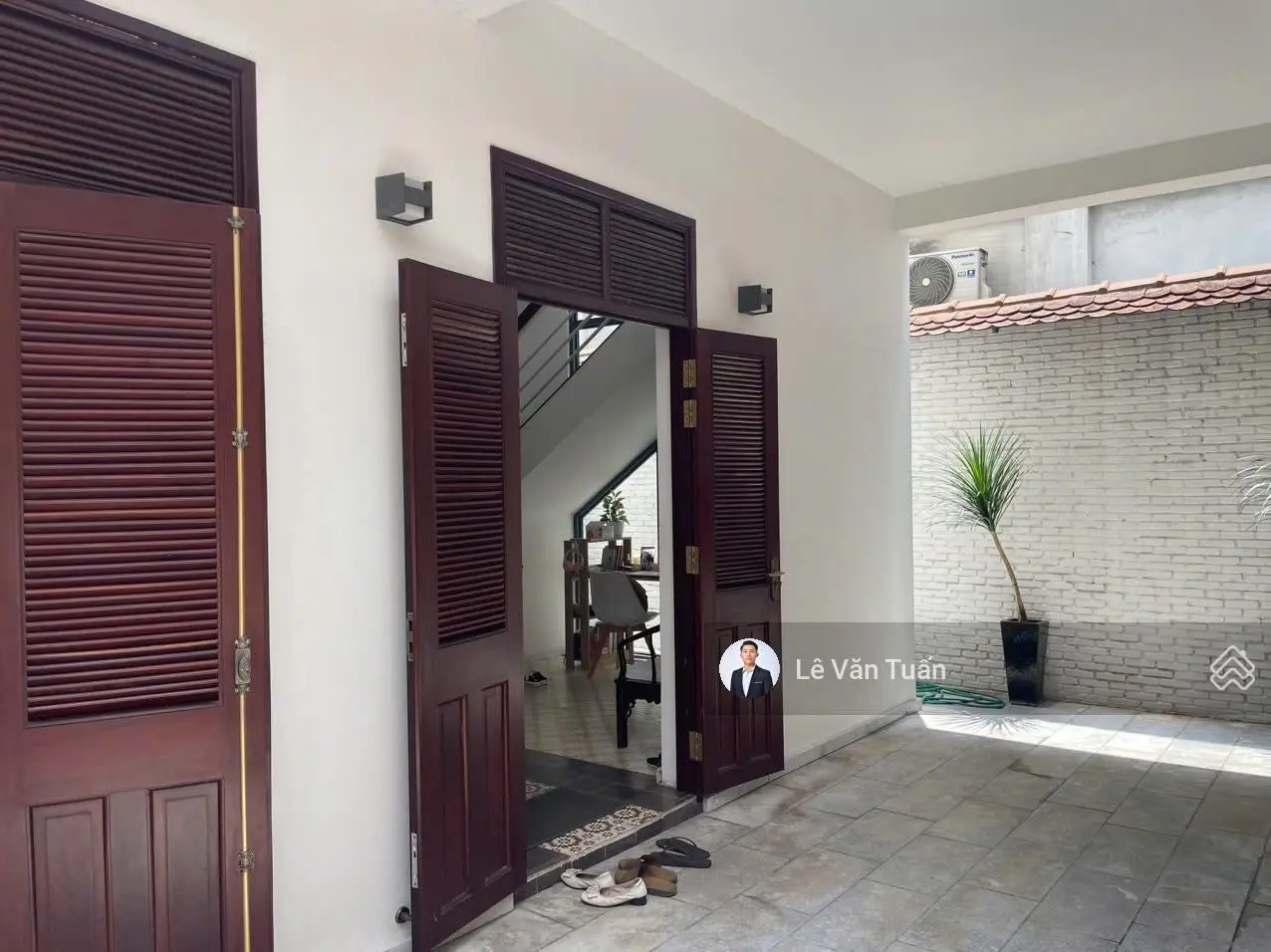 Bán nhà mặt tiền số: 592 Lê Quang Định, Phường 1, Quận Gò Vấp. DT: 9,3 x 45m - CN: 366,3m - 4 tầng