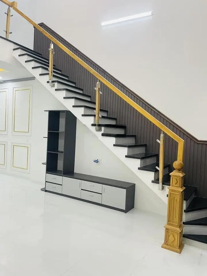 40m2, SR đã hoàn công, HXH, 1/ Tỉnh Lộ 10, 2 tỷ 2 còn thương lượng !!!