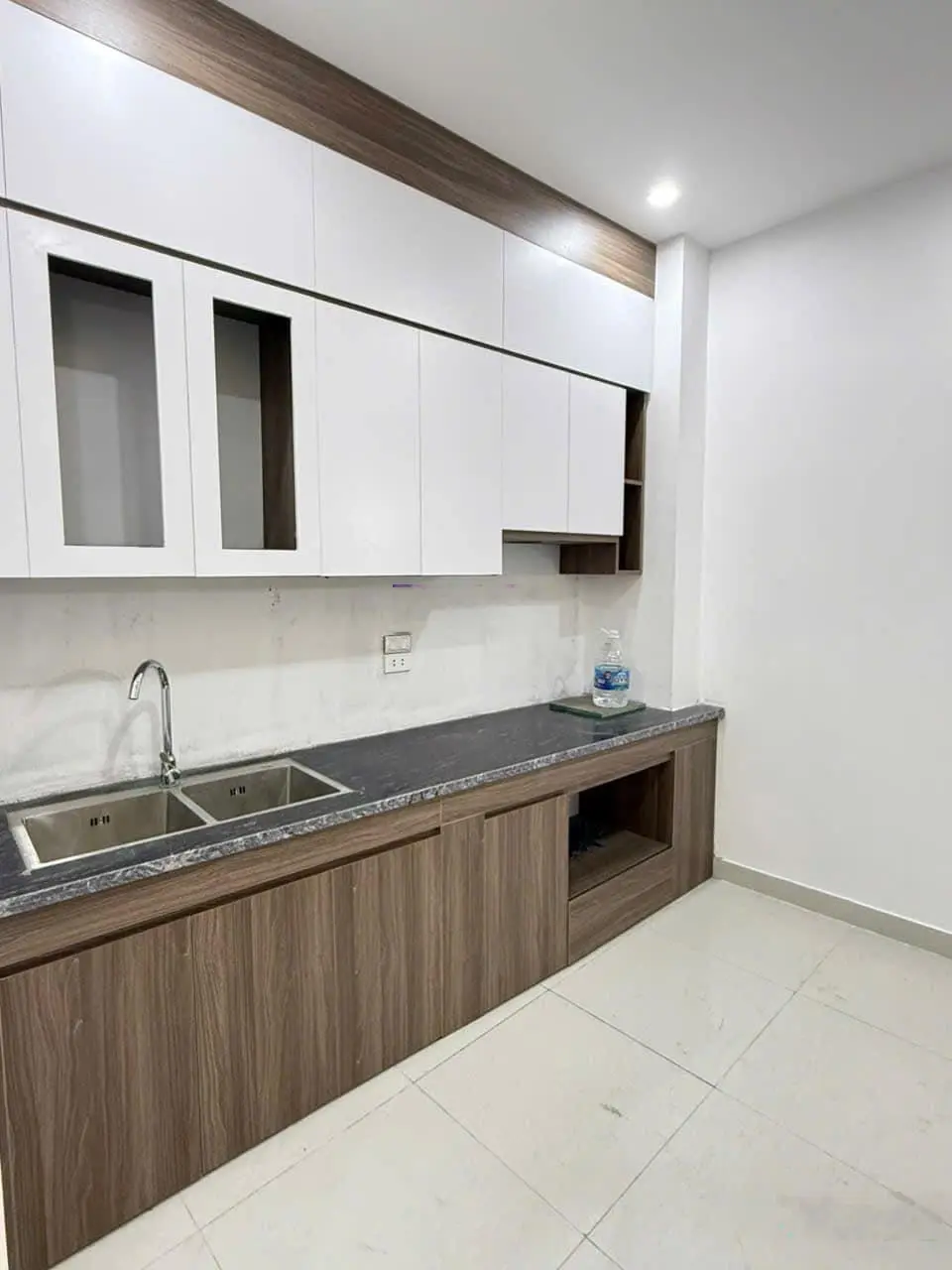 Bán nhà 4 tầng, 35m2, ngõ 282 Kim Giang, chỉ cần 5 tỷ, SĐCC, 4 ngủ