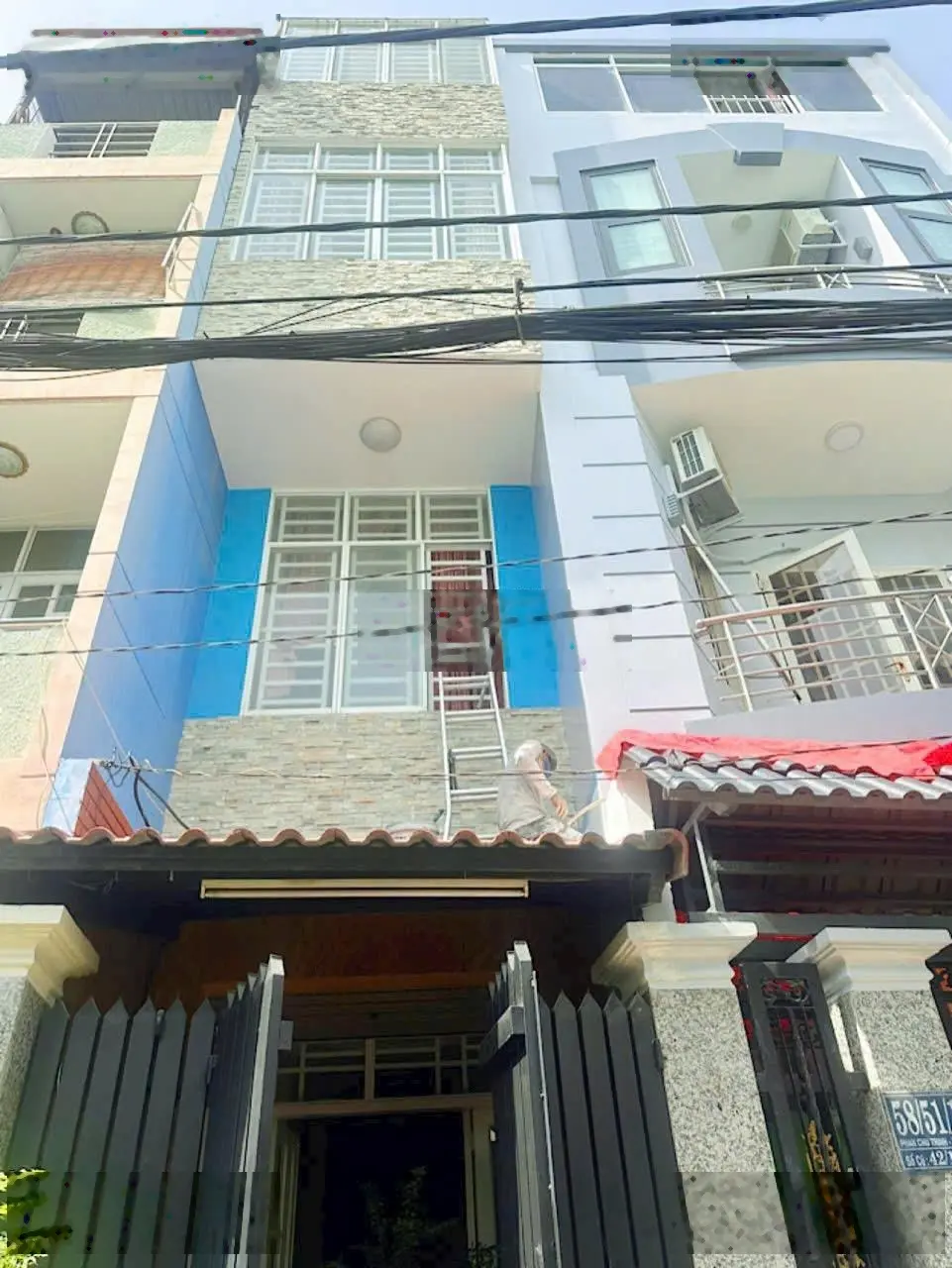 Giá 4tỷ65 nhà 1 trệt 3 lầu BTCT đường Phan Chu Trinh, Bình Thạnh. DT 34m2