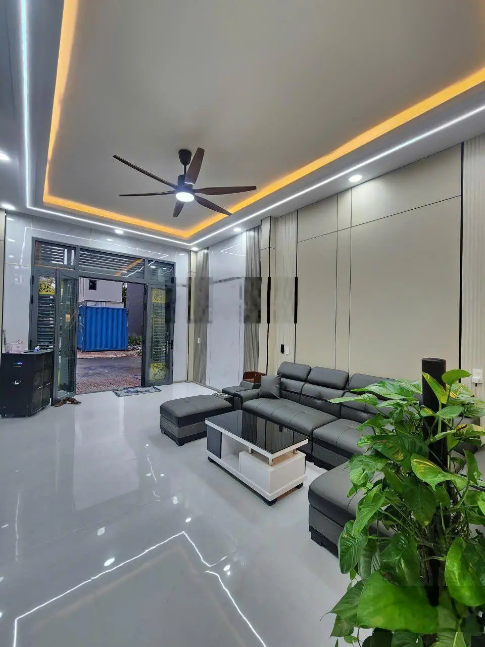 Bán nhà 1 trệt 2 lầu, KDC Lộc Phát Residence, P.Thuận Giao, Tp.Thuận An