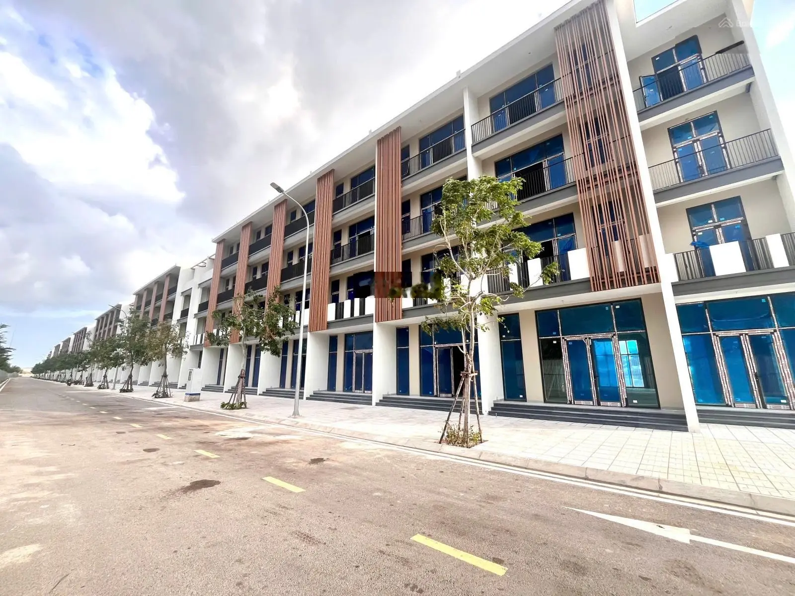 Bán shophouse và đất ở tại Central Avenue Quy Nhơn, vị trí trung tâm khu đô thị Cát Tiến