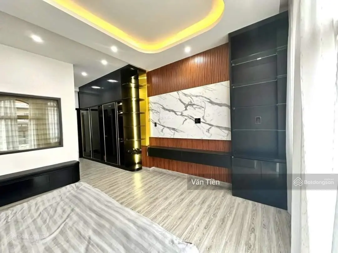 Bán nhà đẹp mới xây mặt tiền KQH Phạm Hồng Thái, TP Đà Lạt. DT: 87.75 m2, giá: 14,5 tỷ. 0908748495