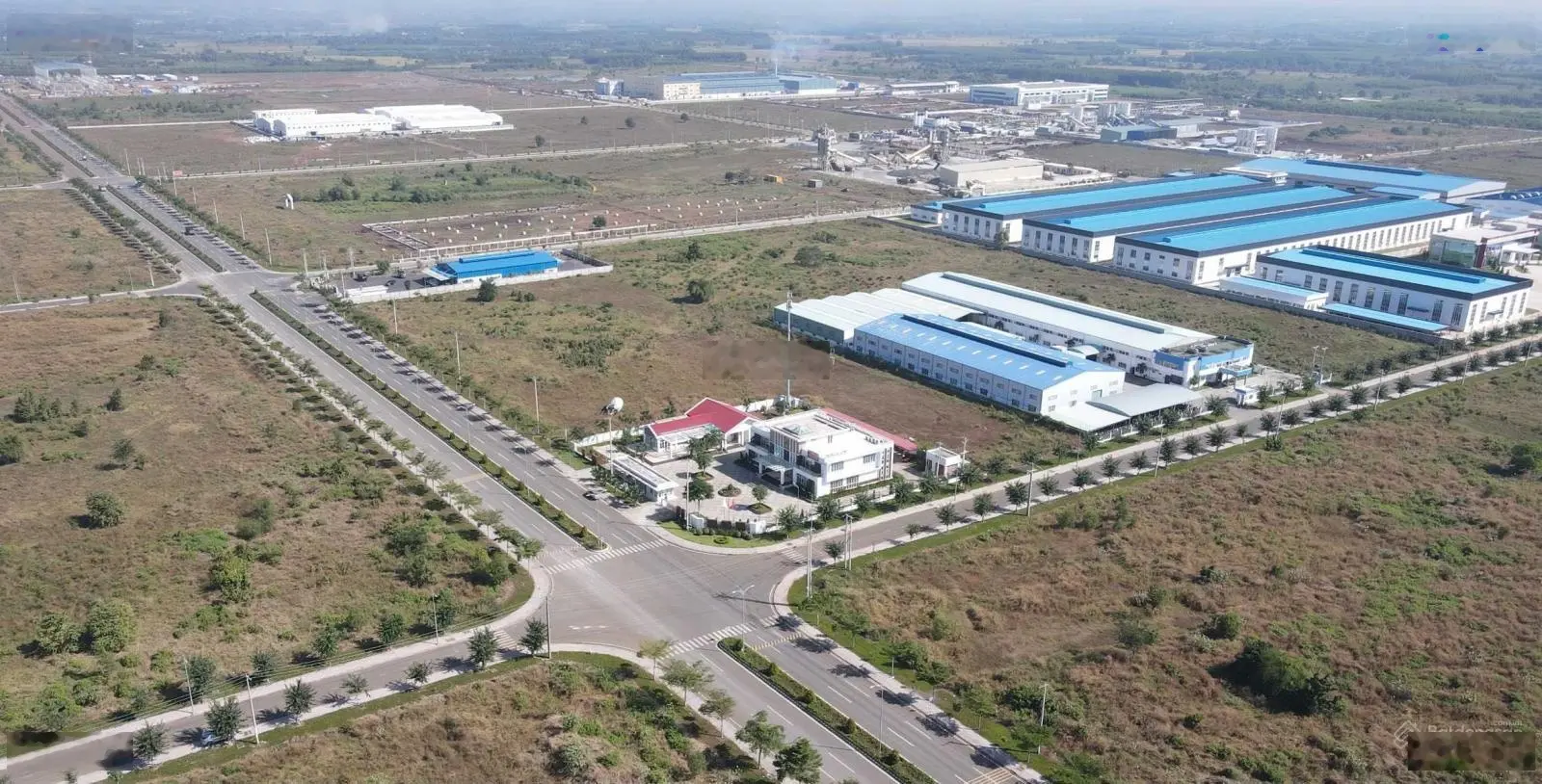 Bán lô đất thổ cư 150m2 giá ngộp cách KCN Đất Đỏ - Bà Rịa Vũng Tàu chỉ 5p